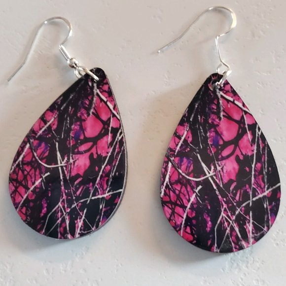 Pink Camo Print Teardrop Earrings - Picture 2 of 6
